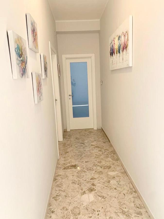 Apartment Savoia Bari Buitenkant foto